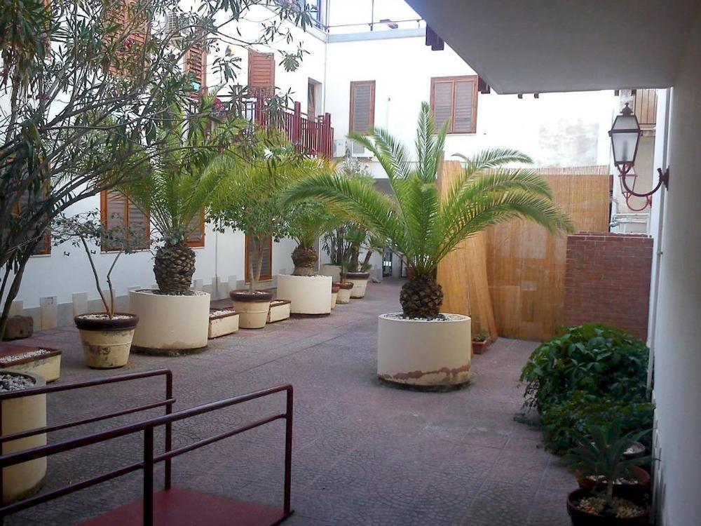 Residence Marinella 圣维托罗卡波 外观 照片