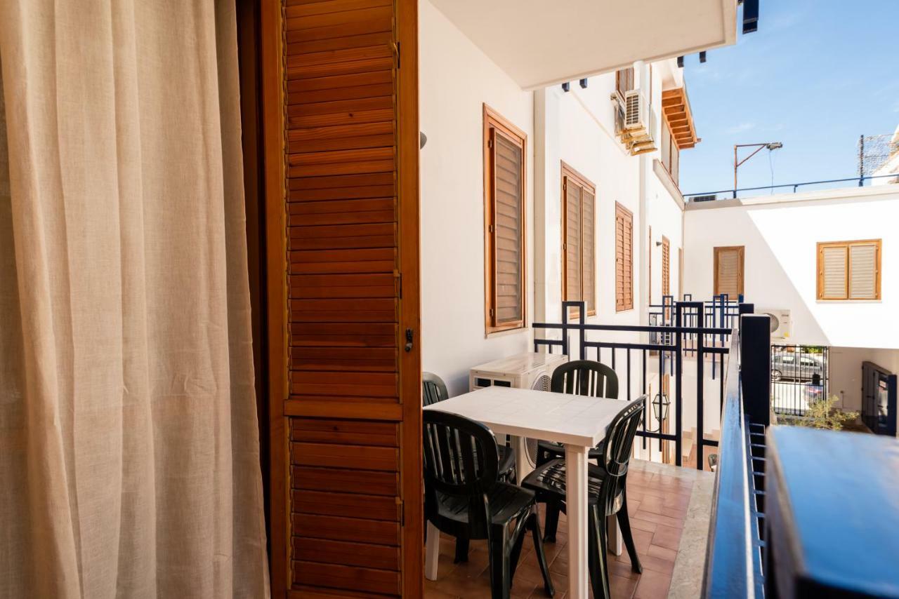 Residence Marinella 圣维托罗卡波 外观 照片